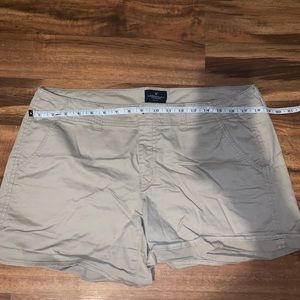 Size 14 American eagle tan shorts